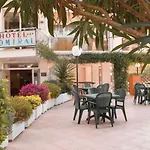 Hotel Admiral 3*