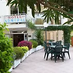 Admiral Hotel 3*
