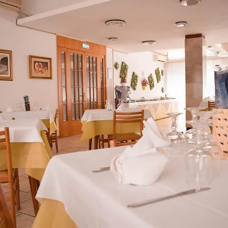 Otel Admiral Pinarella
