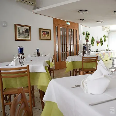 Admiral Otel 3*