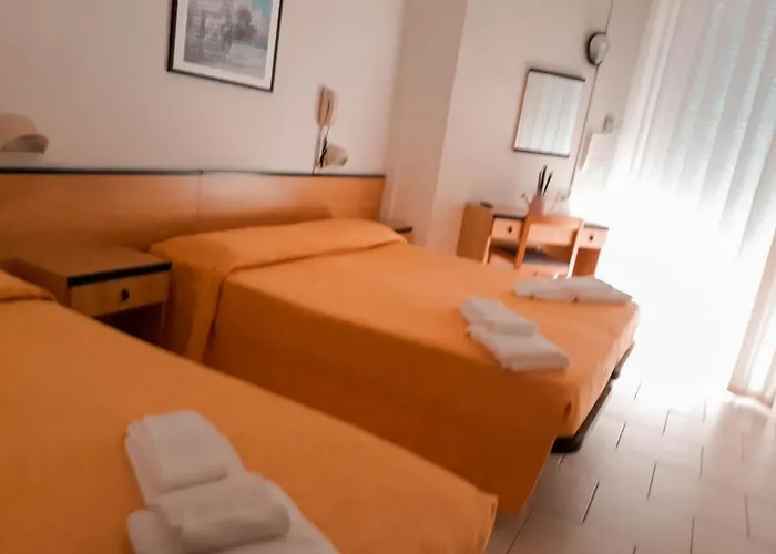 Admiral Ξενοδοχείο Pinarella