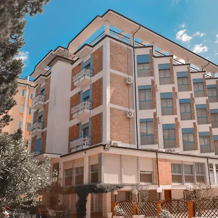 Hotel Admiral Pinarella