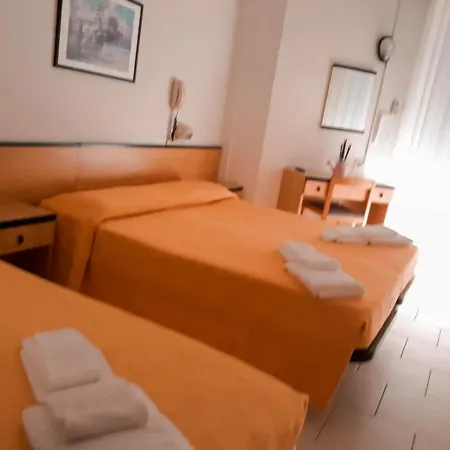 Admiral Hotel Pinarella